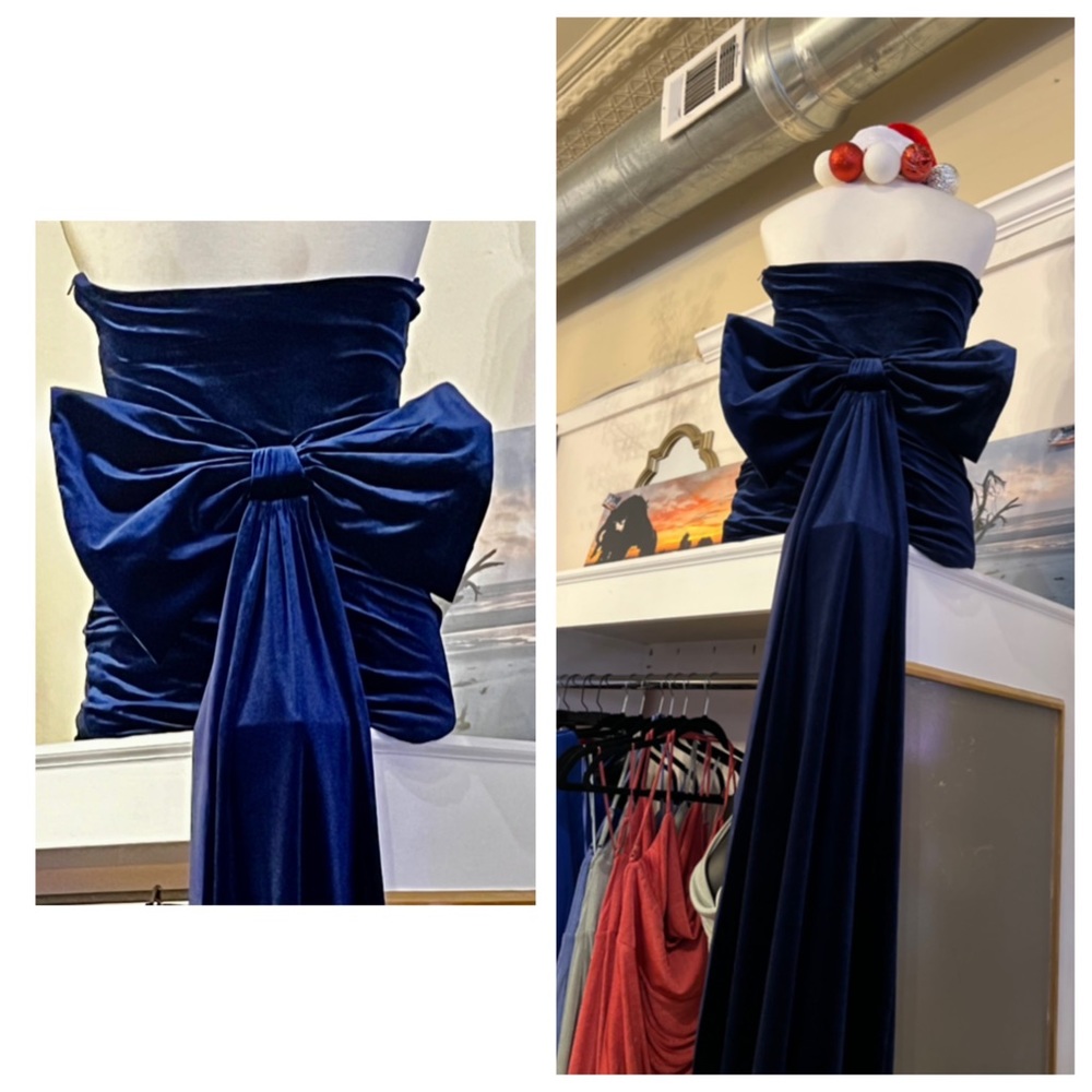 VELVET BOW TRAIL MINI DRESS